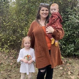 Meet your Posher, Macey